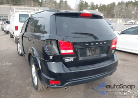 2015 Dodge Journey Sxt z USA, uszkodzony, nr VIN 3C4PDCBGXFT668768